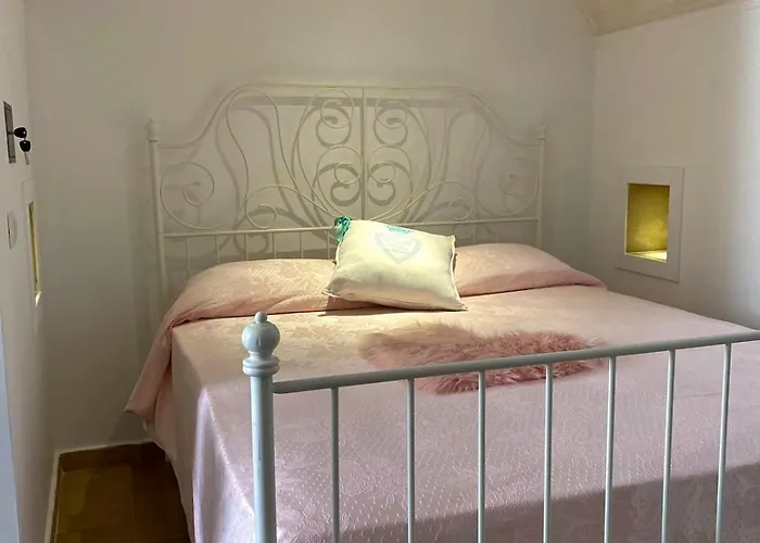 La Del Marchese A